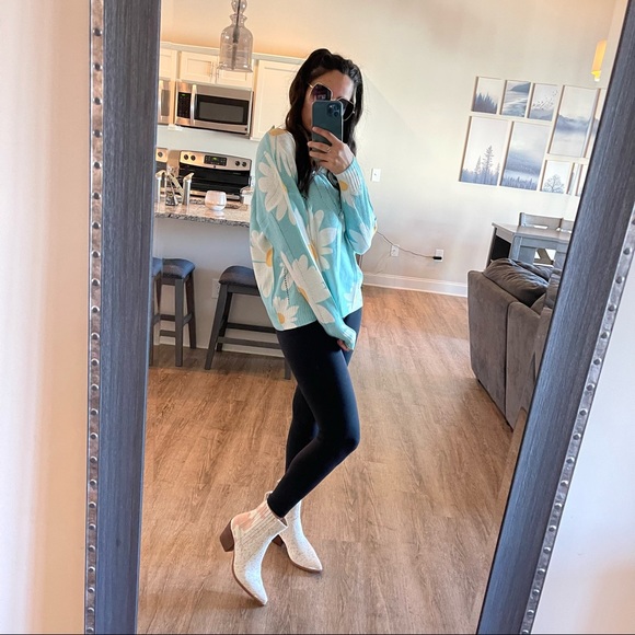 Daisy Girl Distressed Aqua Sweater - Picture 4 of 9